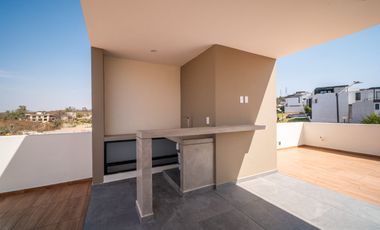 Casa de 4 recamaras Coto Cerezos Zapopan Norte