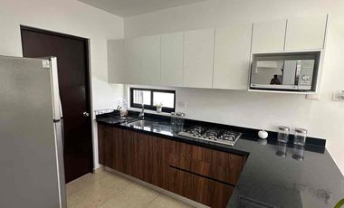 Casa en renta con muebles Barcelona Prime, lista para habitar, $14,000