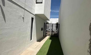 Casa en renta con muebles Barcelona Prime, lista para habitar, $14,000