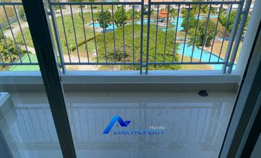 HOT DEAL Luxury Beachfront Condominium at Boathouse Cha-am, Hua Hin
