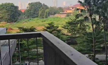 di jual cepat dan murah apartemen St.Moritz tower Royal lantai rendah