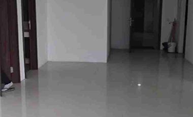 di jual cepat dan murah apartemen St.Moritz tower Royal lantai rendah