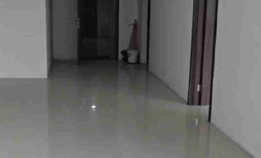 di jual cepat dan murah apartemen St.Moritz tower Royal lantai rendah