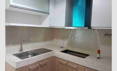 di jual cepat dan murah apartemen St.Moritz tower Royal lantai rendah