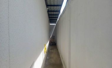Casa de alquiler en la Urbanización Savalí, Vía a Salitre, 2 dormitorios.