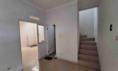 Di sewakan rumah siaphuni di grand alexandria