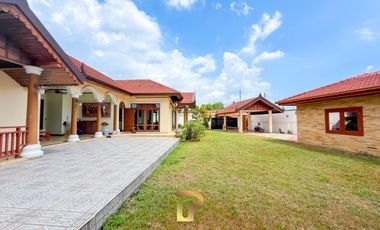 Massive Pattaya Pool Villa for Sale 7.5 MB almost 1-Rai in Nong Pla Lai, Near Highway 36 & International Schools