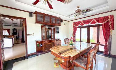 Massive Pattaya Pool Villa for Sale 7.5 MB almost 1-Rai in Nong Pla Lai, Near Highway 36 & International Schools