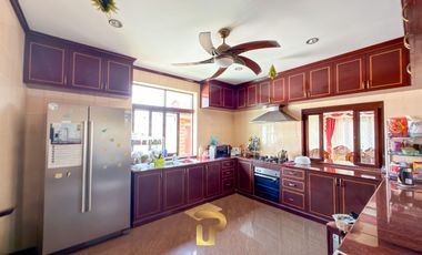 Massive Pattaya Pool Villa for Sale 7.5 MB almost 1-Rai in Nong Pla Lai, Near Highway 36 & International Schools