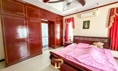 Massive Pattaya Pool Villa for Sale 7.5 MB almost 1-Rai in Nong Pla Lai, Near Highway 36 & International Schools