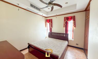 Massive Pattaya Pool Villa for Sale 7.5 MB almost 1-Rai in Nong Pla Lai, Near Highway 36 & International Schools