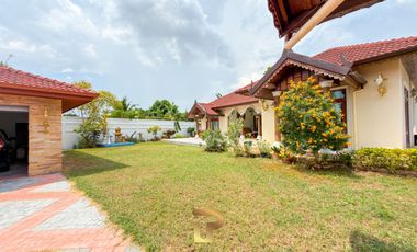 Massive Pattaya Pool Villa for Sale 7.5 MB almost 1-Rai in Nong Pla Lai, Near Highway 36 & International Schools