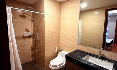 Y. DIJUAL DAN DISEWAKAN APARTEMEN MEWAH 2BR FURNISH HEGARMANAH RESIDENCE BANDUNG