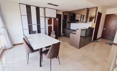 Y. DIJUAL APARTEMEN MEWAH FURNISH 3 BR HEGARMANAH RESIDENCE BANDUNG