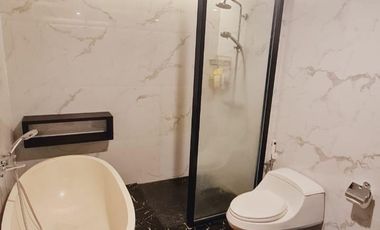 Y. DIJUAL APARTEMEN MEWAH FURNISH 3 BR HEGARMANAH RESIDENCE BANDUNG