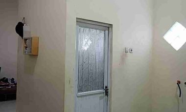 Jual rumah siap huni  keyongan negosari dekat exit tol adisumarmo