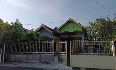 Jual rumah siap huni  keyongan negosari dekat exit tol adisumarmo