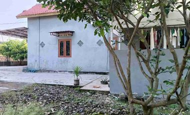 Jual rumah siap huni  keyongan negosari dekat exit tol adisumarmo