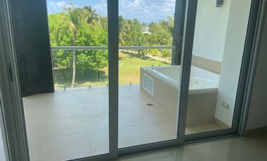 Mareazul, Paradise by the Sea