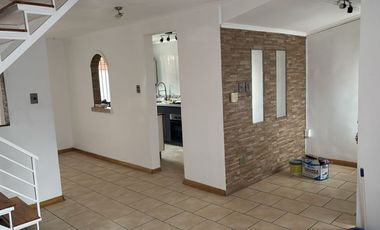 CASA EN ARRIENDO MAIPU - Tú nuevo hogar!, 3D 2B, CON 2 ESTACIONAMIENTOS EN CAPELLÁN FLORENCIO INFANTE 2653