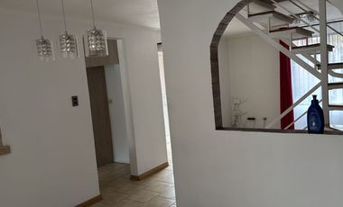 CASA EN ARRIENDO MAIPU - Tú nuevo hogar!, 3D 2B, CON 2 ESTACIONAMIENTOS EN CAPELLÁN FLORENCIO INFANTE 2653