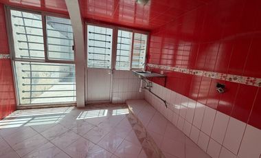 Casa en venta en Bosques de San Sebastián | Cerrada con portón | Cochera eléctrica