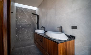 Casa de 5 recamaras Solares – Altanza Zona Real