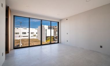 Casa de 5 recamaras Solares – Altanza Zona Real