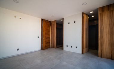 Casa de 5 recamaras Solares – Altanza Zona Real