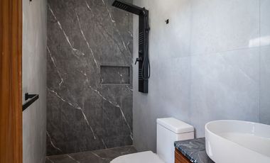 Casa de 5 recamaras Solares – Altanza Zona Real