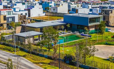 Casa de 5 recamaras Solares – Altanza Zona Real