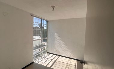 Casa en venta en Parque San Mateo, Cuautitlán Izcalli- 2 recamaras y 1.5 baños.