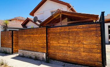 Arriendo casa 3D/3B Estac La Capilla Padre Hurtado