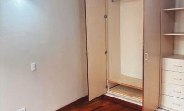 VENDO LINDO DEPARTAMENTO REMODELADO TIPO CASITA EN PISO 1 - SALIDA A PARQUE CONDOMINIO - 3 DOR. - COCHERAS - EXCLUSIVA UBICACIÓN - SANTA TERESA -SURCO