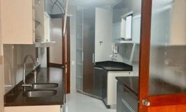 VENDO LINDO DEPARTAMENTO REMODELADO TIPO CASITA EN PISO 1 - SALIDA A PARQUE CONDOMINIO - 3 DOR. - COCHERAS - EXCLUSIVA UBICACIÓN - SANTA TERESA -SURCO
