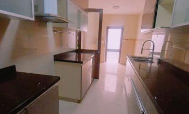 VENDO LINDO DEPARTAMENTO REMODELADO TIPO CASITA EN PISO 1 - SALIDA A PARQUE CONDOMINIO - 3 DOR. - COCHERAS - EXCLUSIVA UBICACIÓN - SANTA TERESA -SURCO