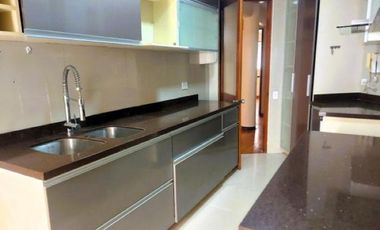 VENDO LINDO DEPARTAMENTO REMODELADO TIPO CASITA EN PISO 1 - SALIDA A PARQUE CONDOMINIO - 3 DOR. - COCHERAS - EXCLUSIVA UBICACIÓN - SANTA TERESA -SURCO