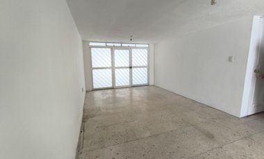 VENTA LINDA CASA EN VALLE DORADO !!!!