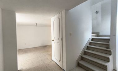 VENTA LINDA CASA EN VALLE DORADO !!!!