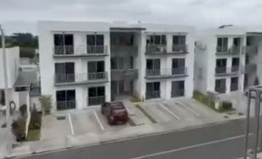 VENTA DE DEPARTAMENTO TRES DORMITORIOS VIA A LA COSTA KM 15  DE ESTRENO