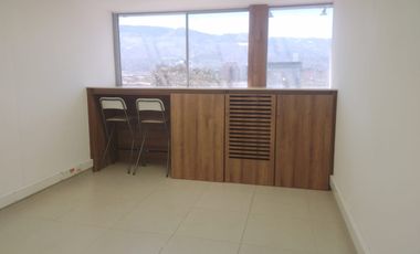 Oficina en venta en Naranjal, Laureles