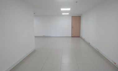 Oficina en venta en Naranjal, Laureles