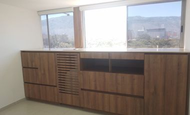 Oficina en venta en Naranjal, Laureles