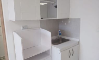 Oficina en venta en Naranjal, Laureles