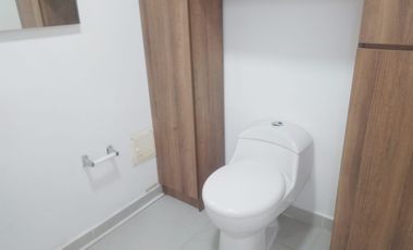 Oficina en venta en Naranjal, Laureles