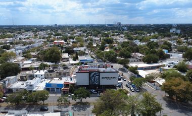 Terreno con construcción para remodelar en Felipe Carrillo Puerto