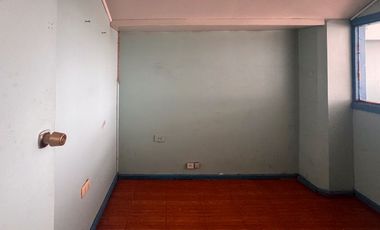 Oficinas en arriendo de distintos tamaños en Galería O’Higgins, acceso por Benavente 531, Puerto Montt