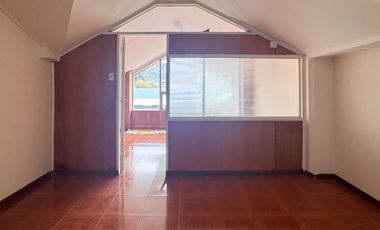 Oficinas en arriendo de distintos tamaños en Galería O’Higgins, acceso por Benavente 531, Puerto Montt