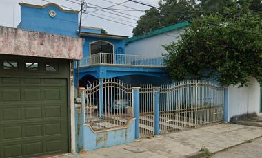 CARDENAS, TABASCO. Bonita casa en venta C. DEL CASTAÑO NO.418, LOS REYES LOMA ALTA,