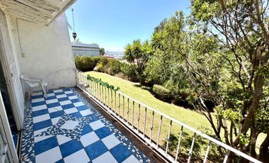 Casa en Venta frente al ingreso del Hotel El Tapatío en Tlaquepaque, Jalisco, México.